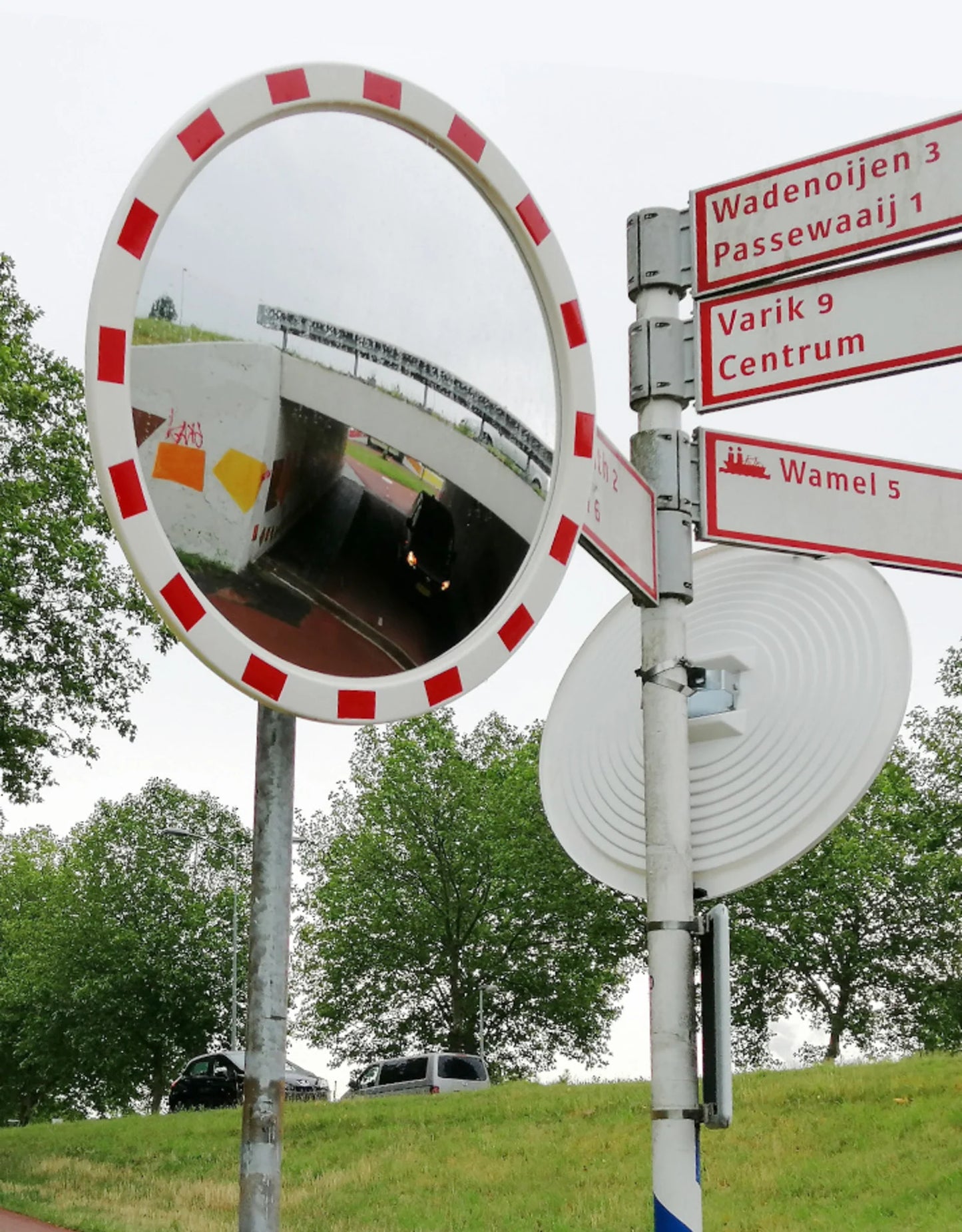 Miroir industrie parking et logistique - rouge / blanc - diamètre 50 cm